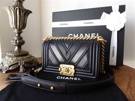 Shop Used Chanel Boy Bags 